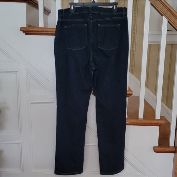 L.L.BEAN Classic Fit Straight Leg Blue Jeans Size 16 - Picture 3 of 5